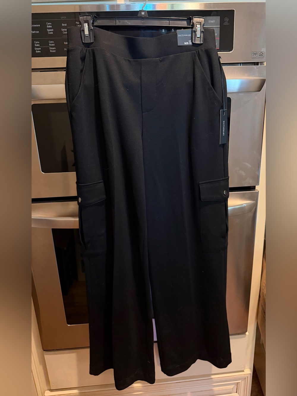 NEW WITH TAGS! Dictionary by Stitch Fix Wide-Leg Black Cargo Pants Sz Medium NWT